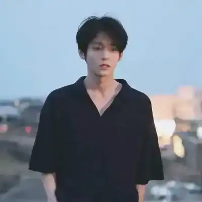 元蓉然